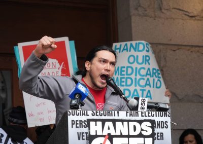 26_040525_HandsOffRally_3375